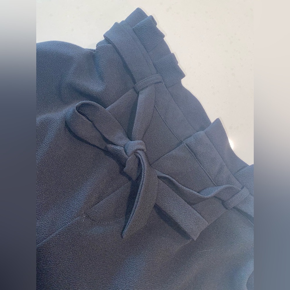 Women’s Capri Dress Pants with Tie (Size XXL)